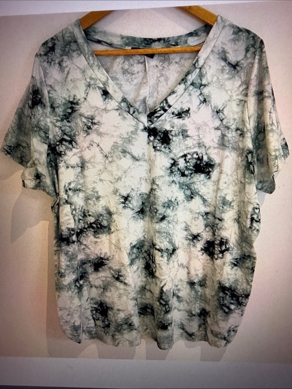 Active Zone Woman Green Tye Dye Short Sleeve Pullover Top Plus Size 1X